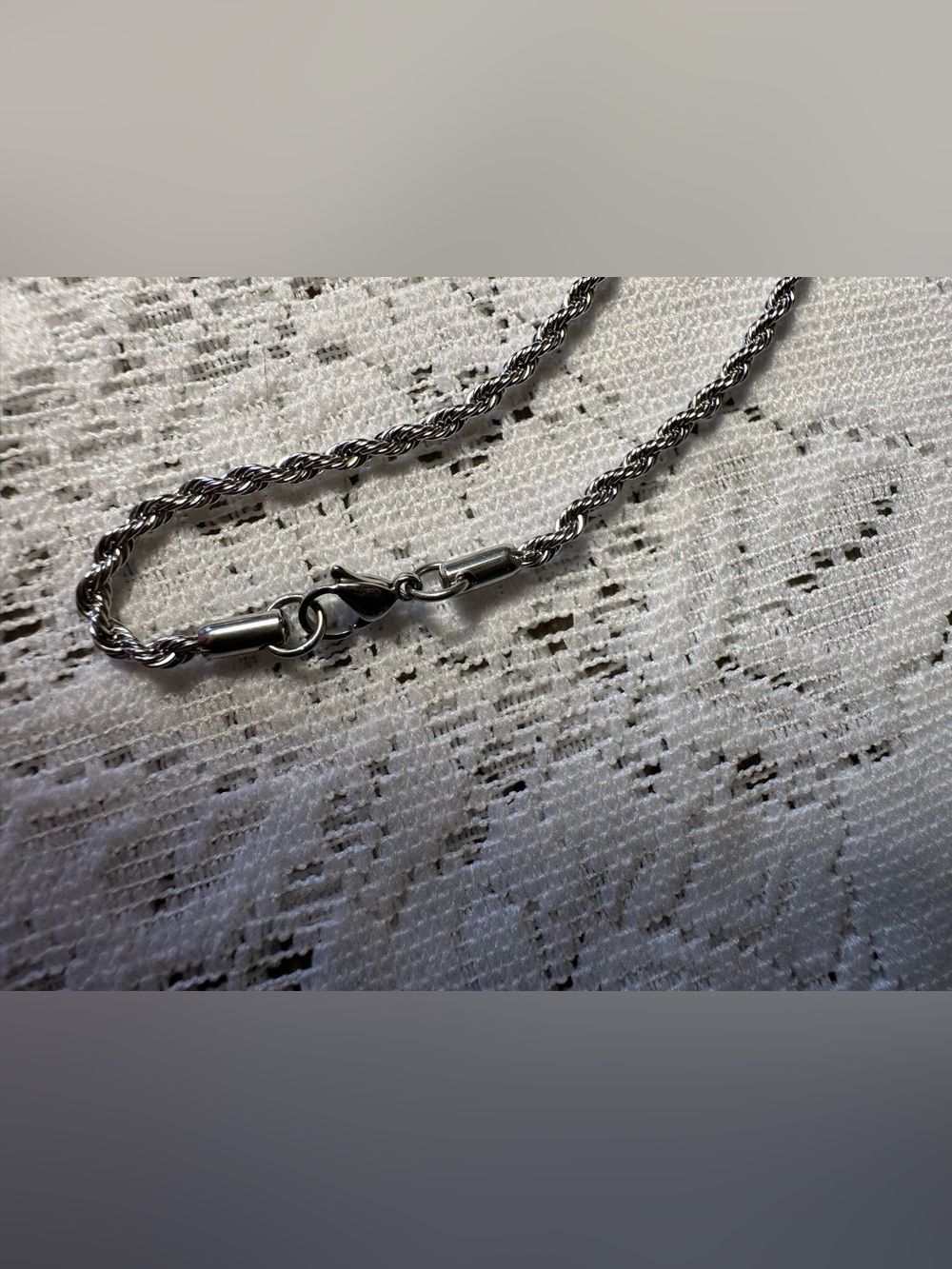Silver Medallion Pendant Necklace - Silver - Picture 5 of 5